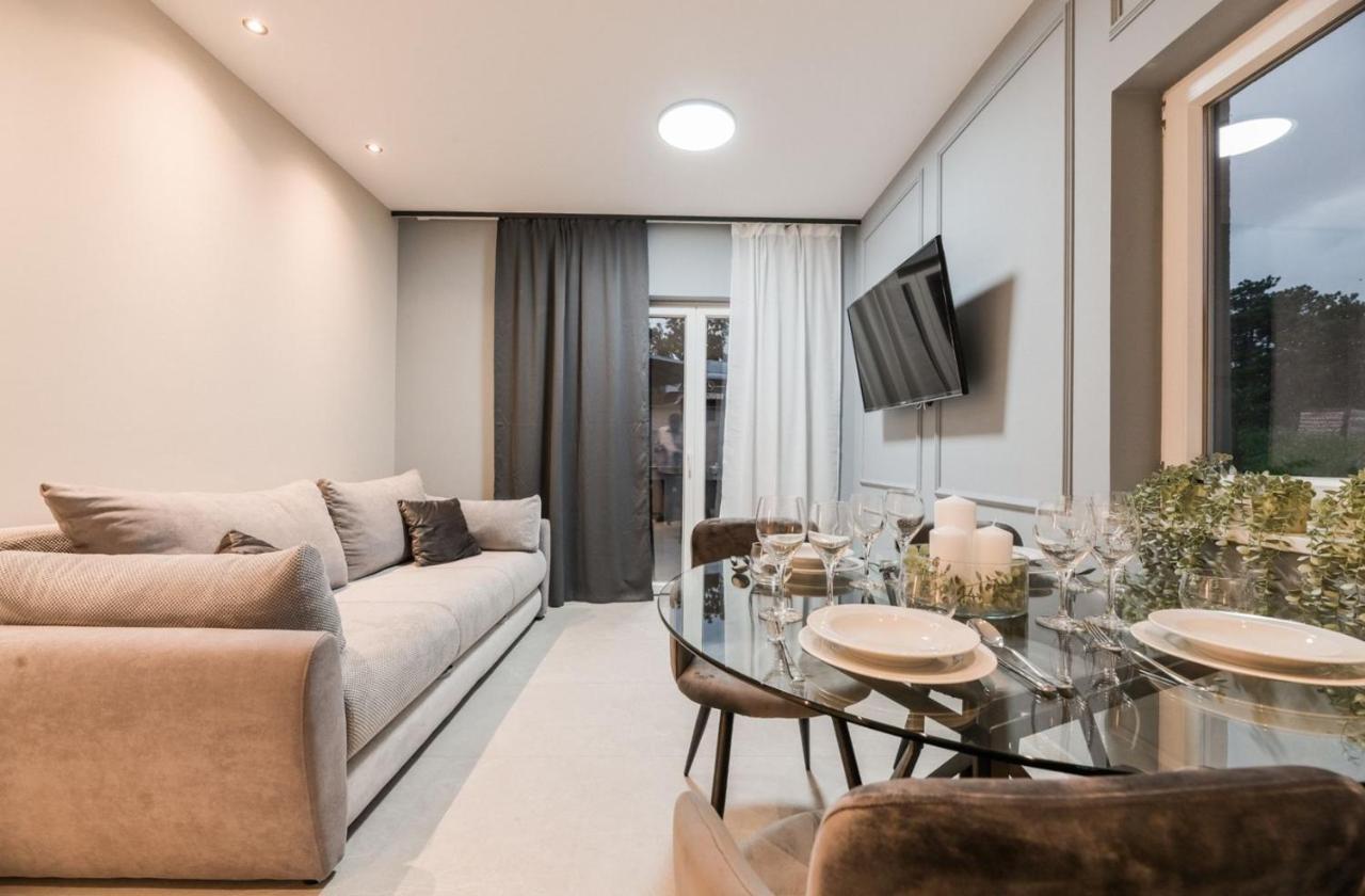 Luxury Apartments Villa Lacrima Šilo Екстериор снимка