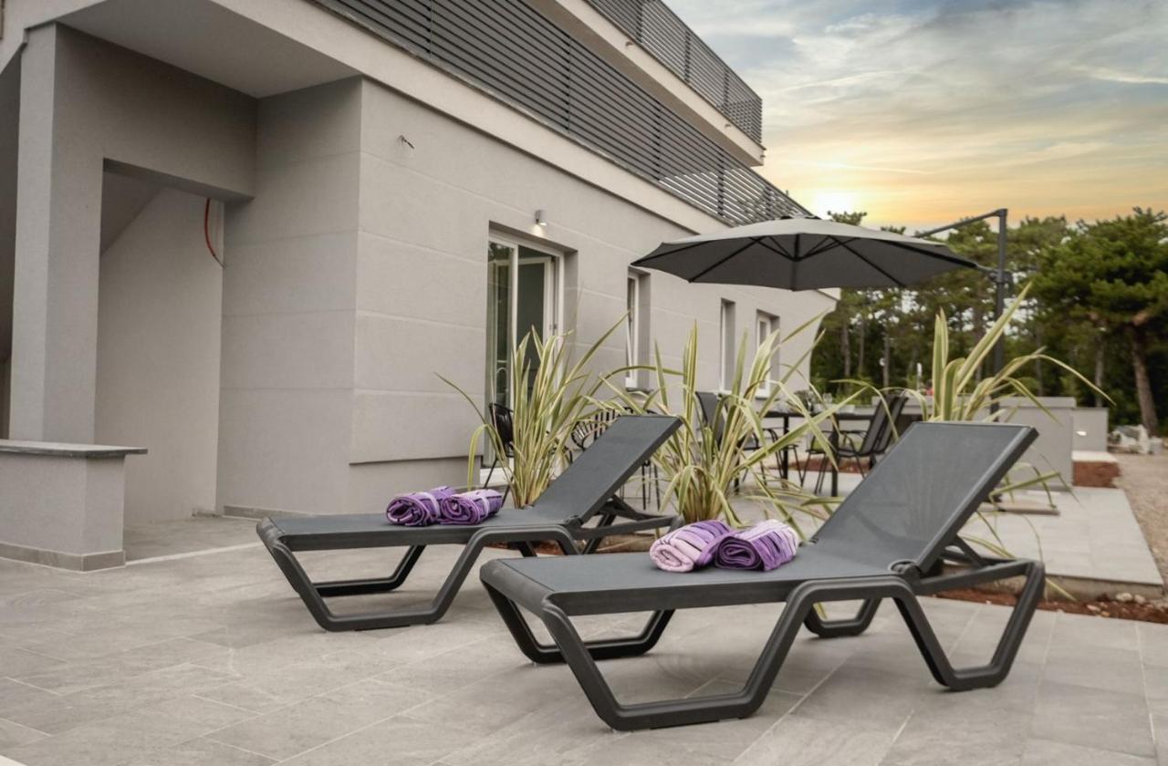 Luxury Apartments Villa Lacrima Šilo Екстериор снимка