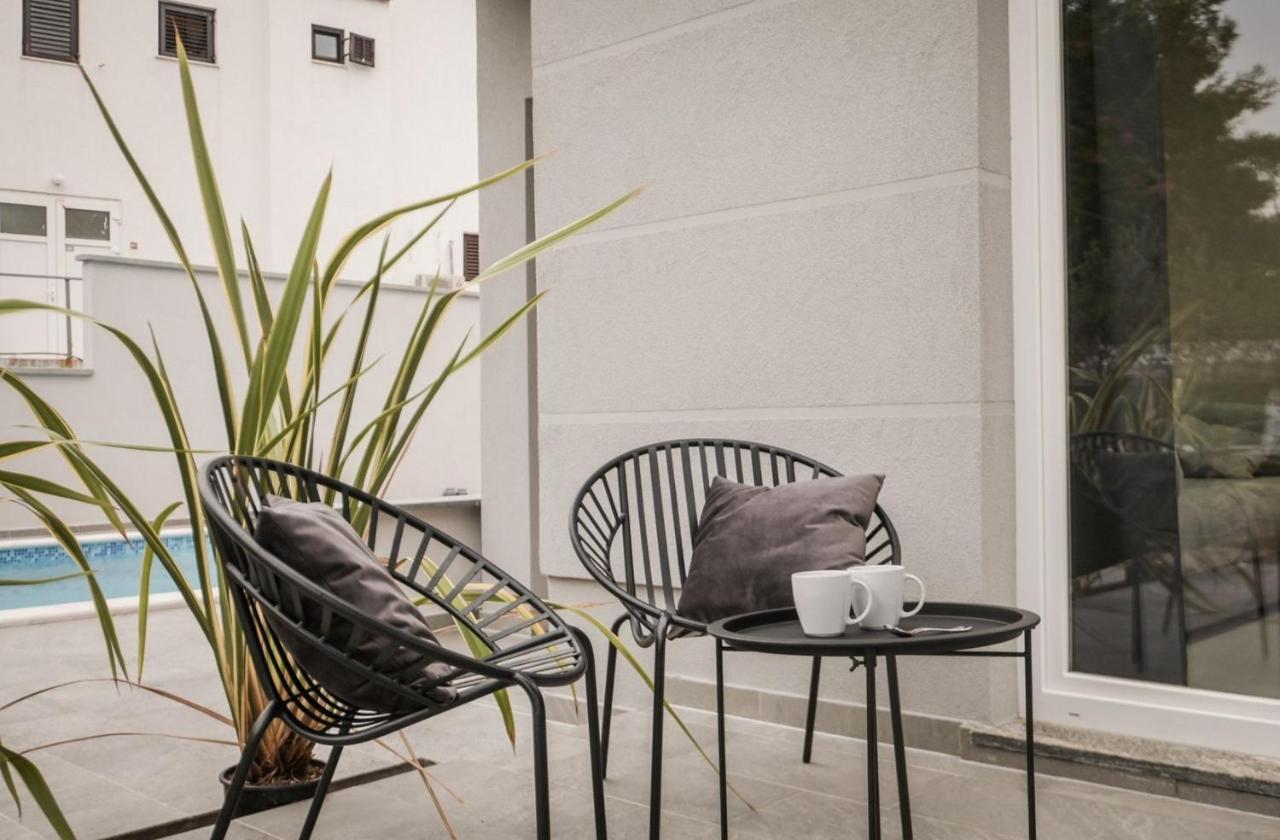 Luxury Apartments Villa Lacrima Šilo Екстериор снимка