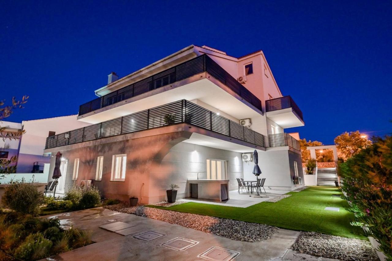 Luxury Apartments Villa Lacrima Šilo Екстериор снимка