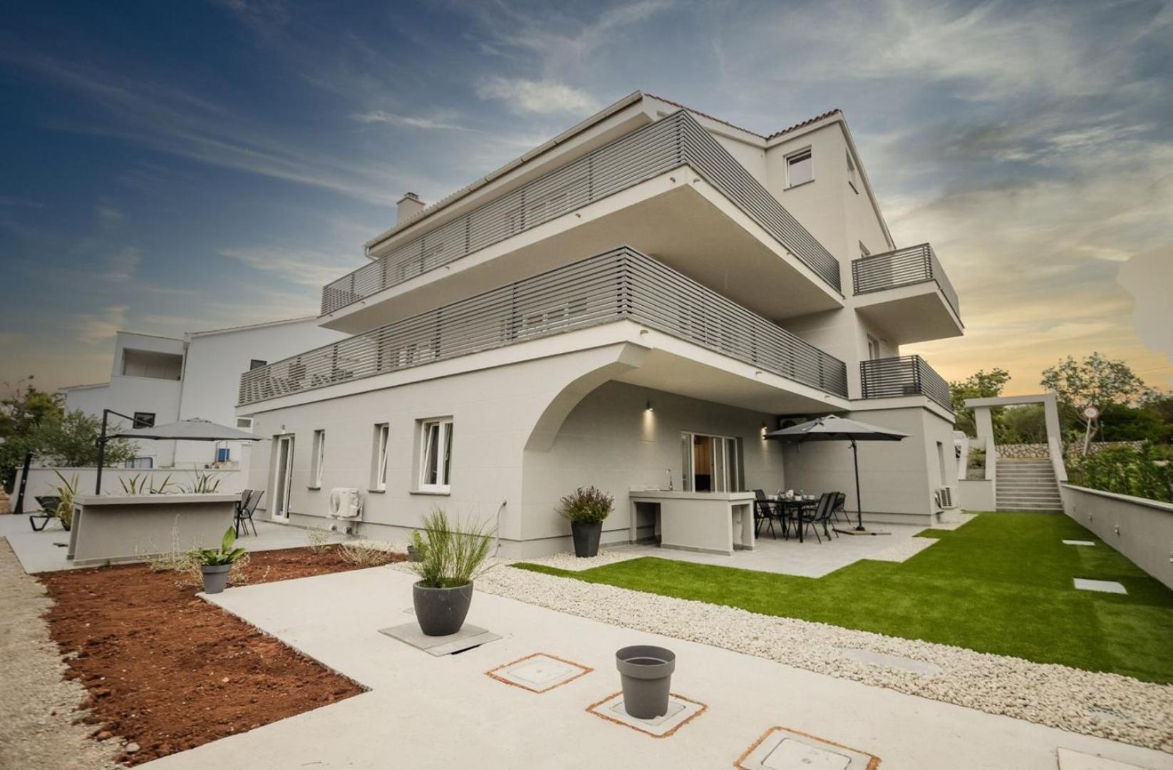 Luxury Apartments Villa Lacrima Šilo Екстериор снимка