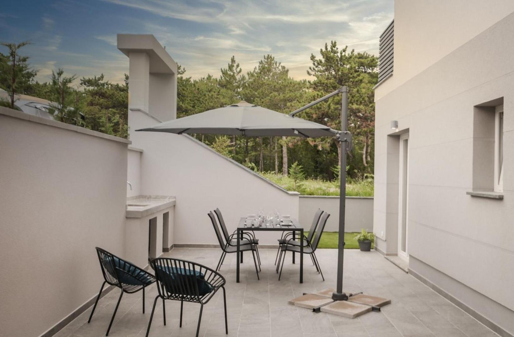 Luxury Apartments Villa Lacrima Šilo Екстериор снимка